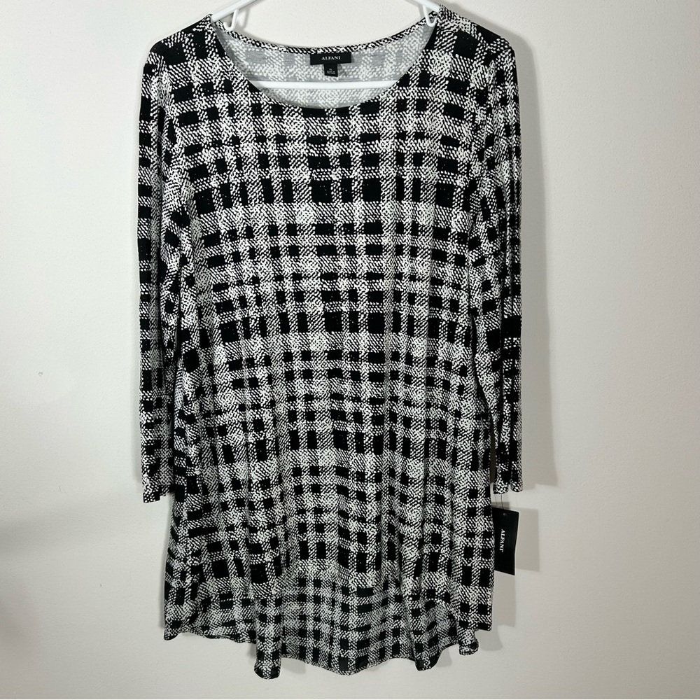 Alfani Women’s Black and White Plaid Tunic Size XL